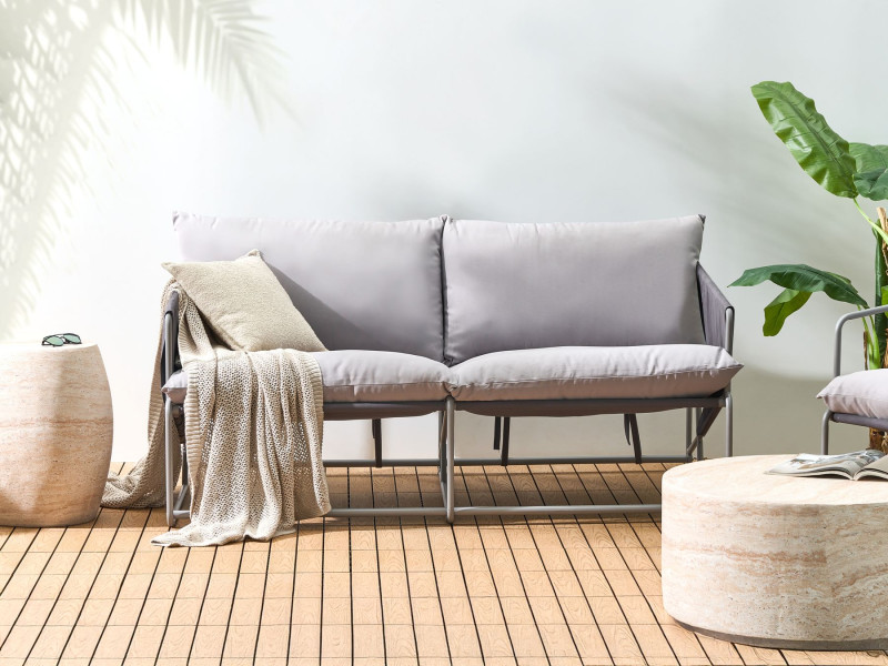 Niska sofa oversize metalowa z poduchami szara