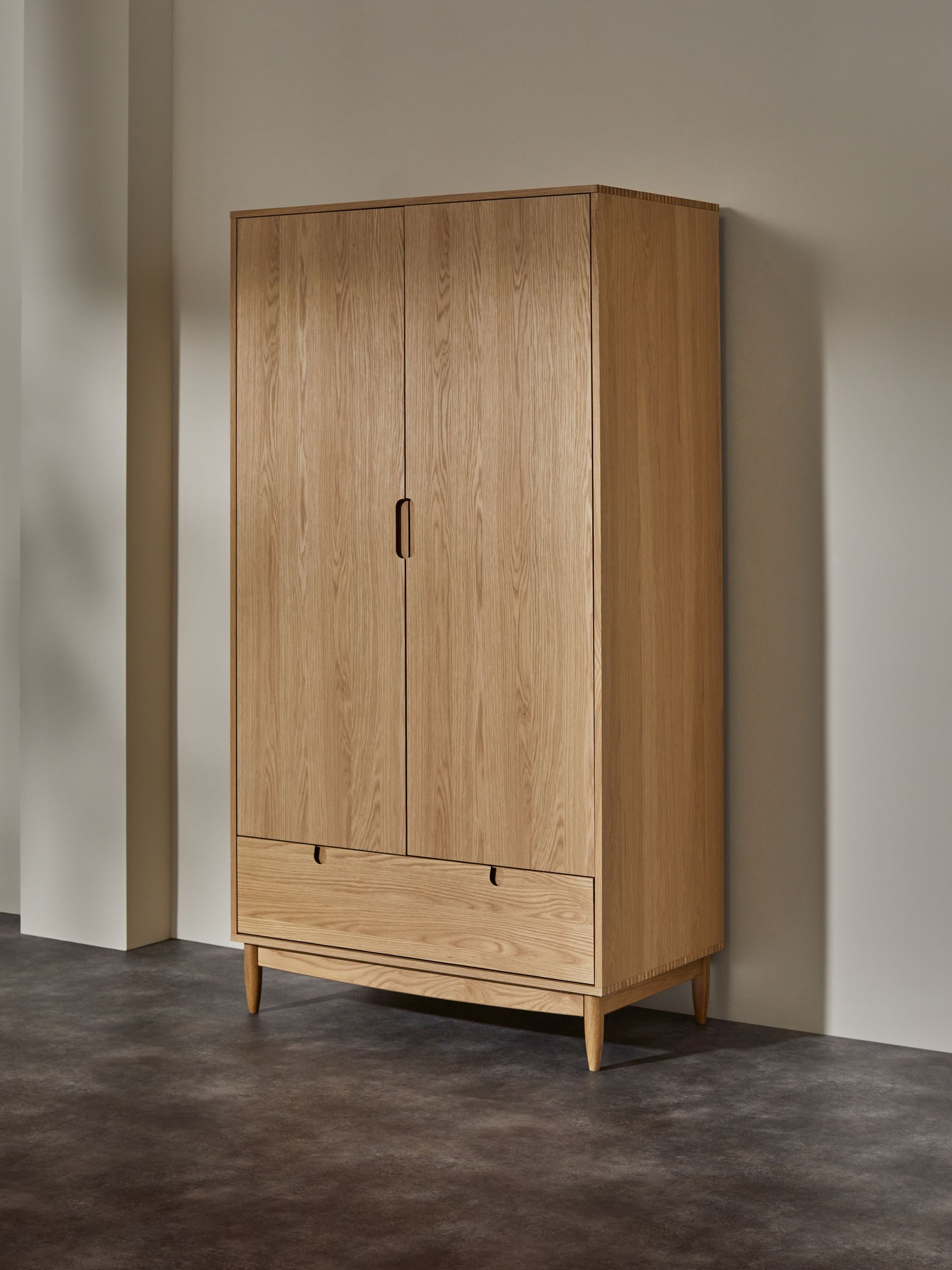 Penn Wardrobe in Oak