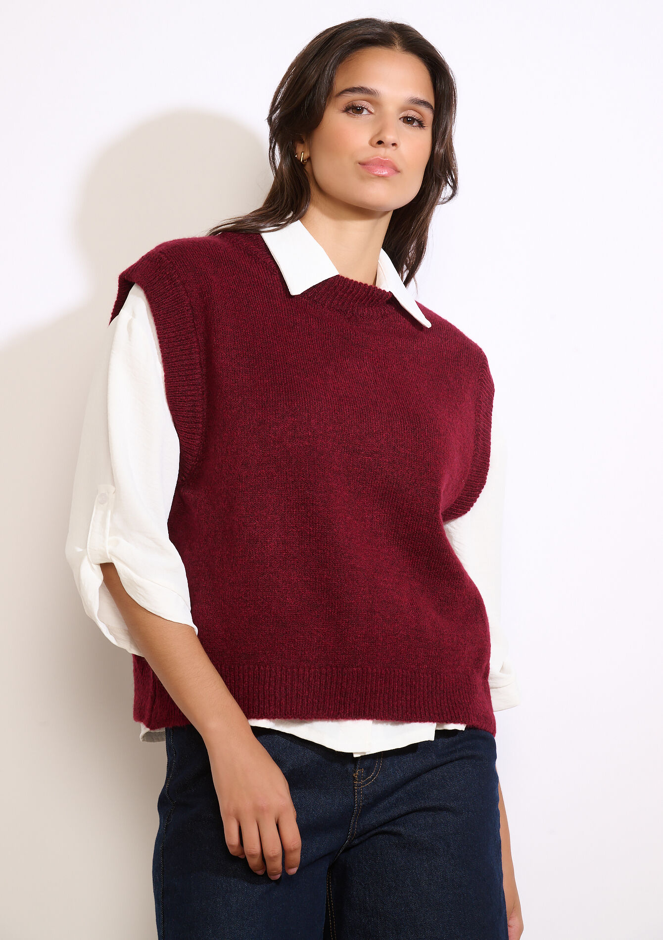 Mouwloze gebreide trui