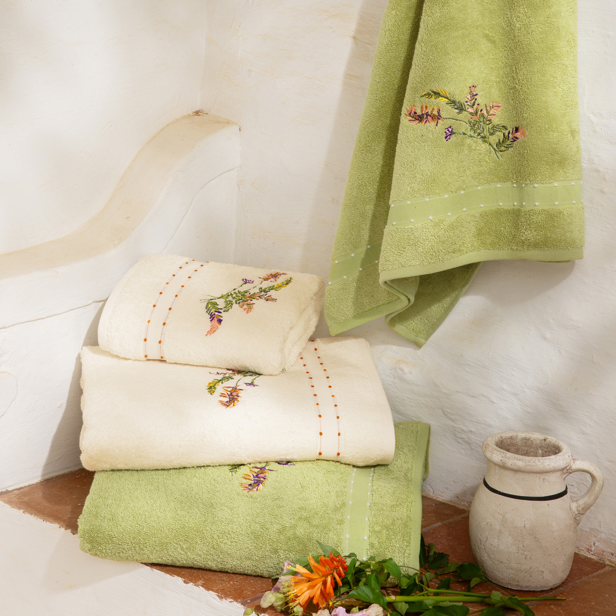 Serviette de bain brodéeCasa Flora