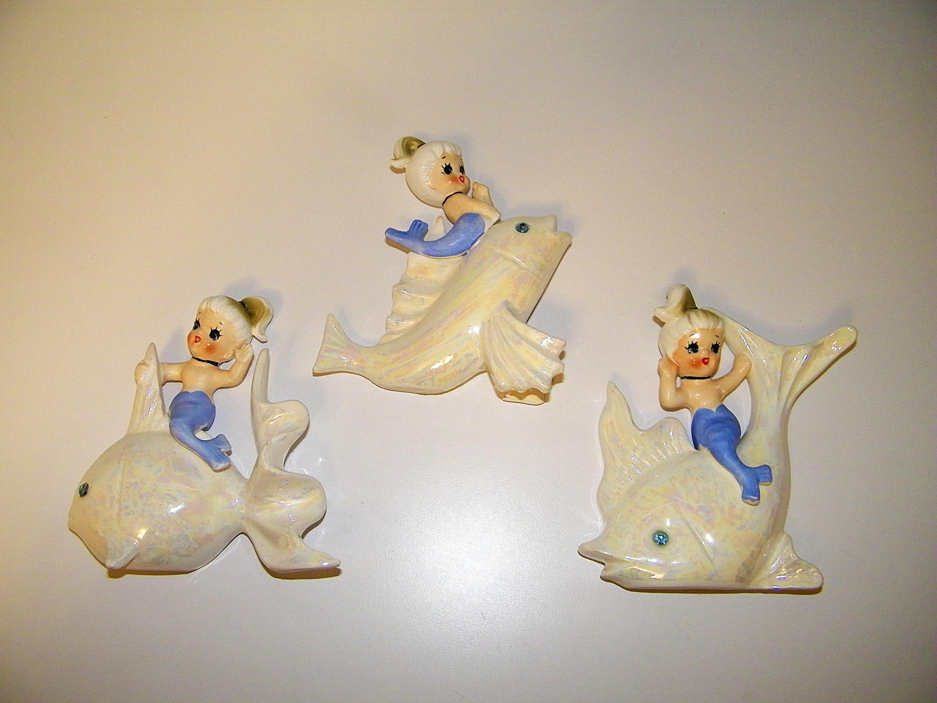 Vintage Norcrest 1950s 1960s Old Ceramic Mermaid Wall Plaques Retro 50s 60s Plaque Bathroom Bath Antique Pin Up Decor Mermaids Fish Seahorse
