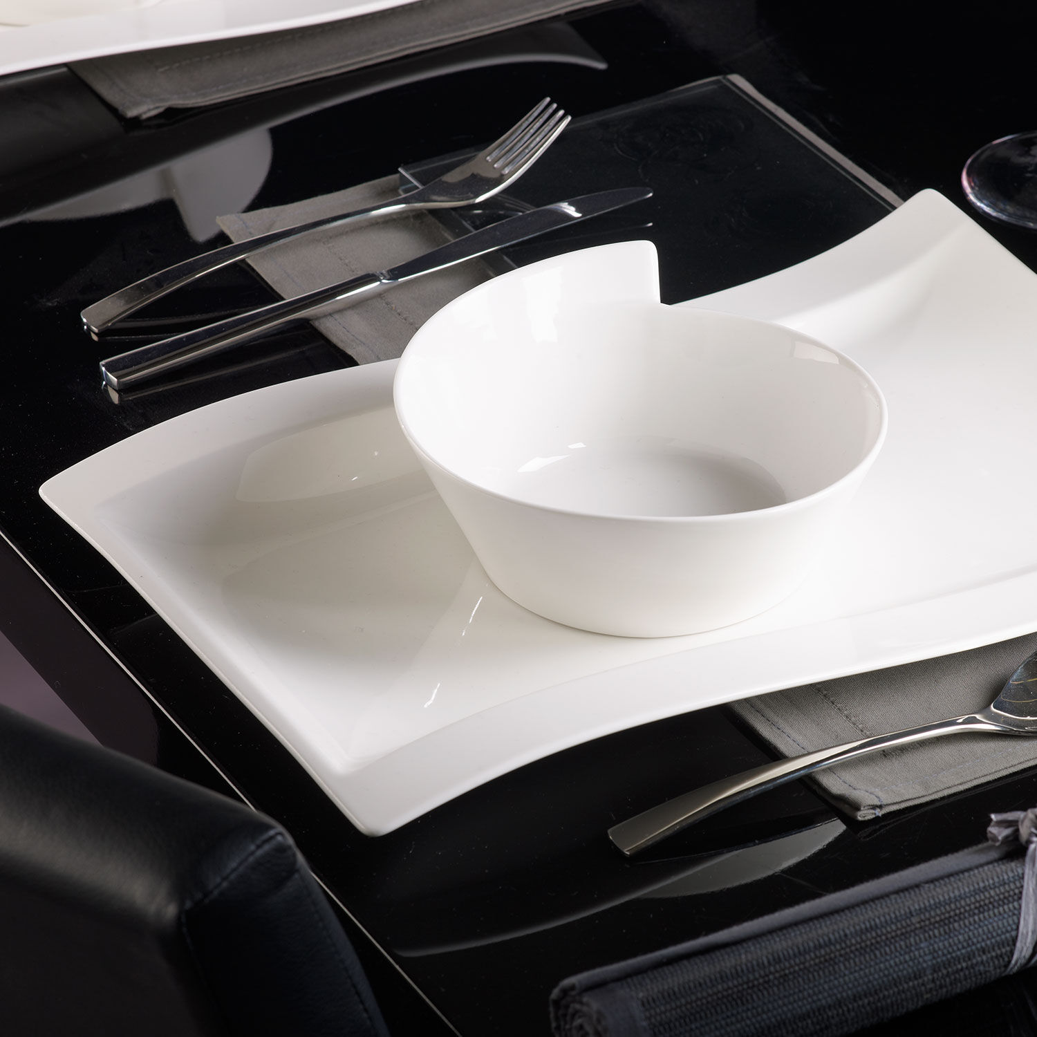 NewWave Serving/ Under Plate - White, 13'' x 9.5'', Premium Porcelain