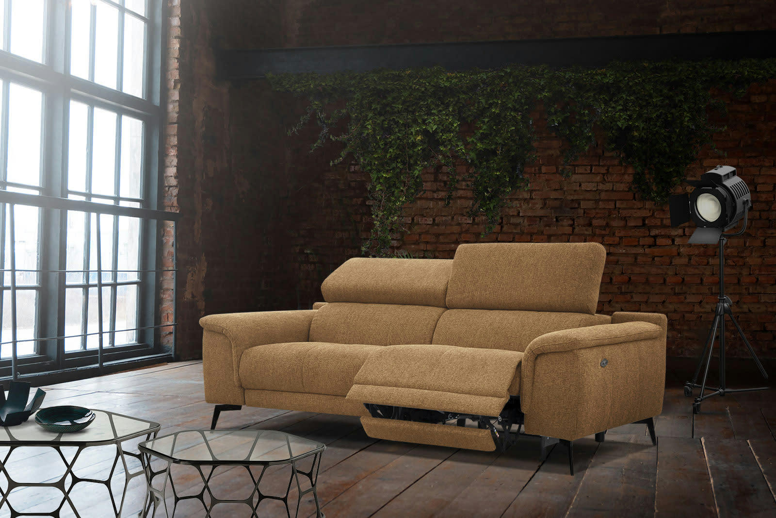 FIERO - Canapé 3 places XXL avec une relax électrique côté droit tissu orange