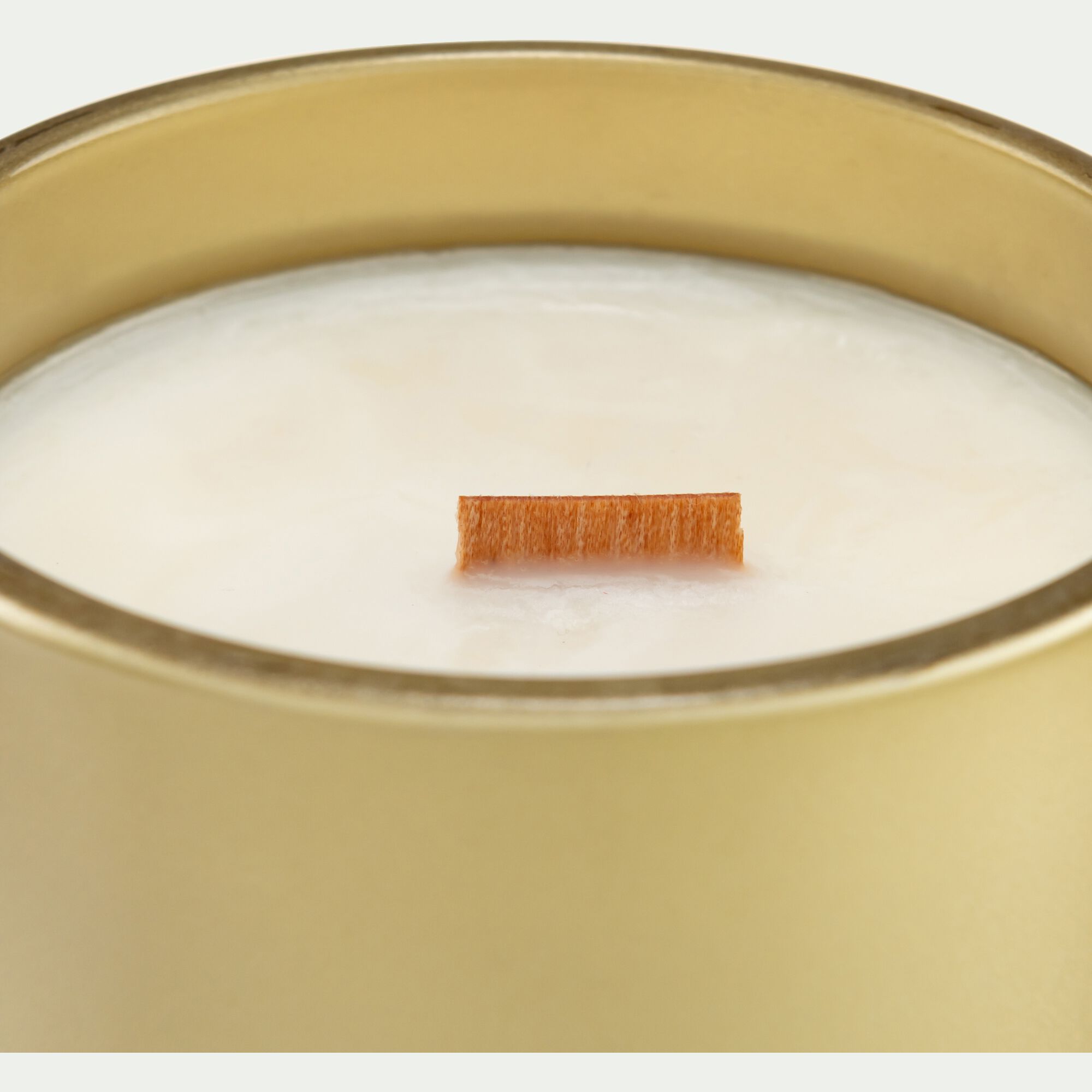 NOLY - Bougie parfumée senteur Sapin Givré 180g