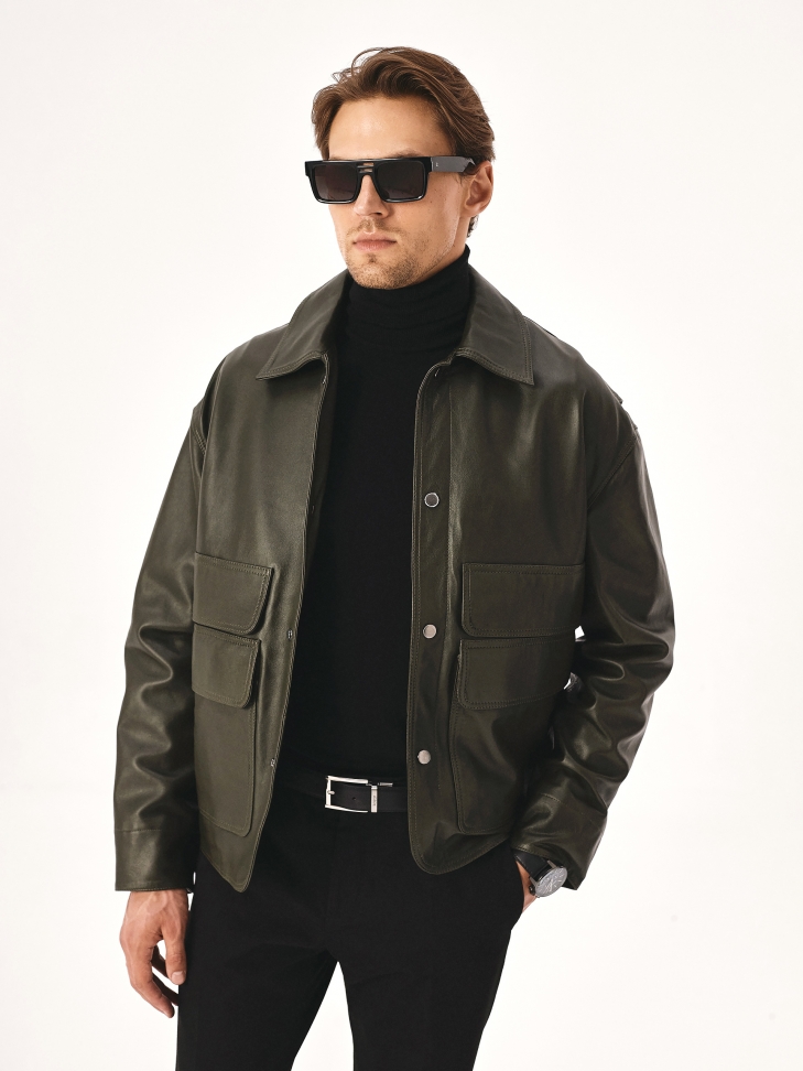 Black glasses with polarized filter