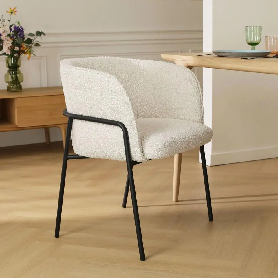 Nolon Josefien Eetkamerstoel Boucl&eacute; Beige - Armleuning - Zwarte Poten