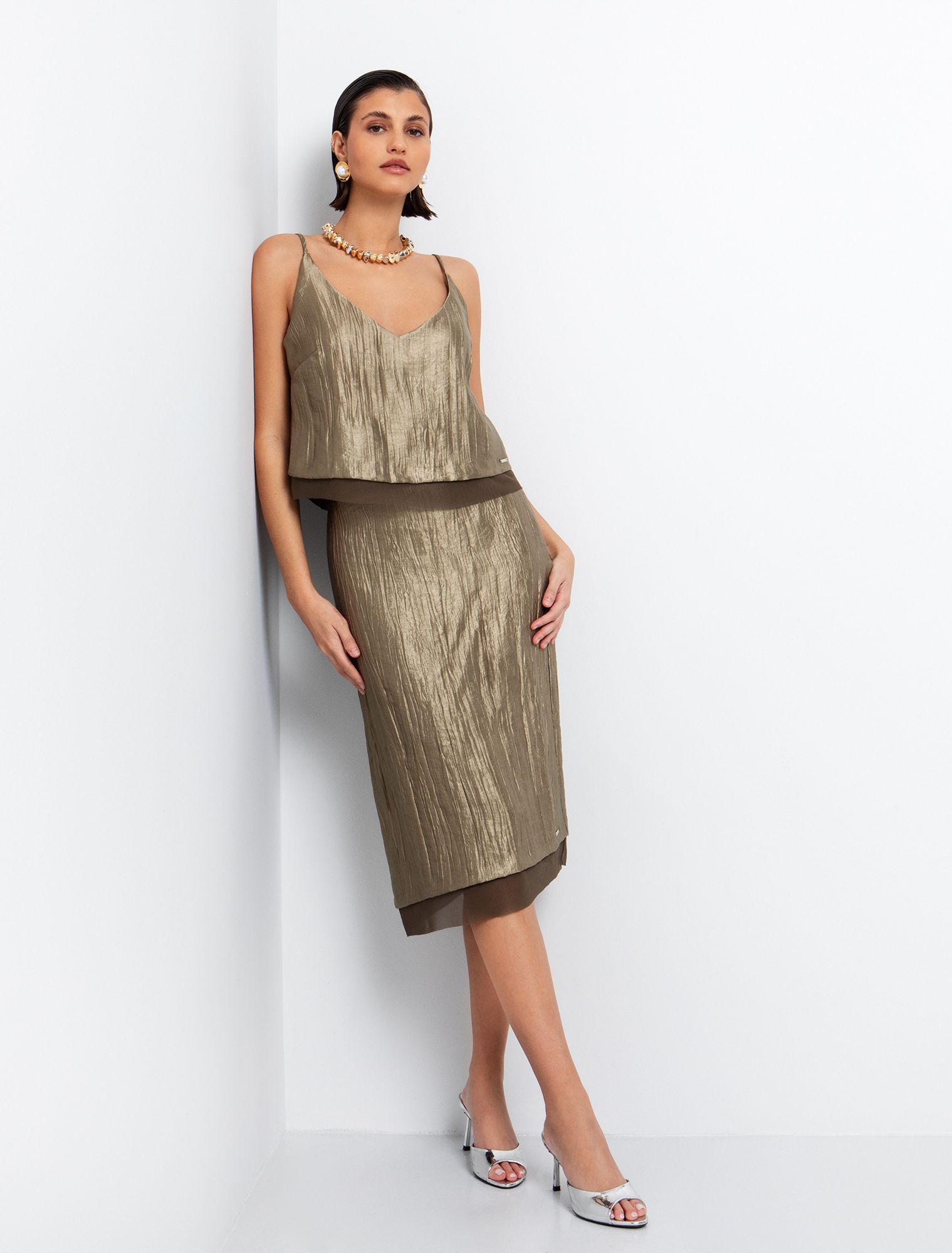 Τοπ με τσαλακωμένη όψη