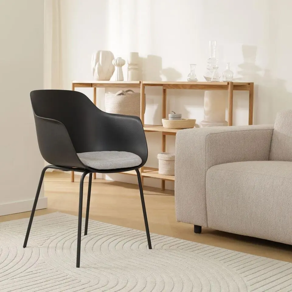 Nolon Nora-Liz Eetkamerstoel Zwart - Lichtgrijs Kussen - Zwarte Poten