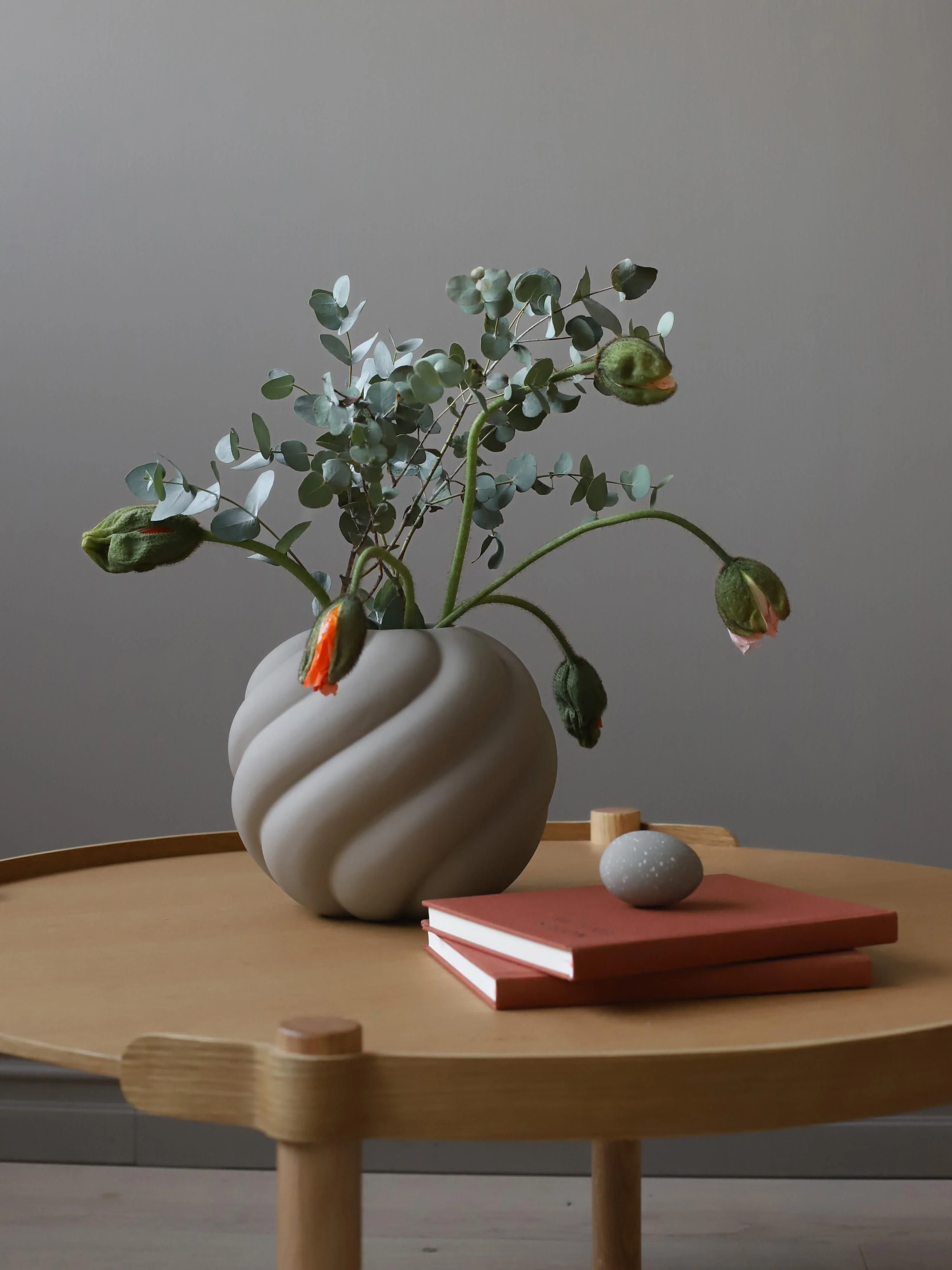 Handbemalte Keramik-Vase Twist Ball, H 20 cm
