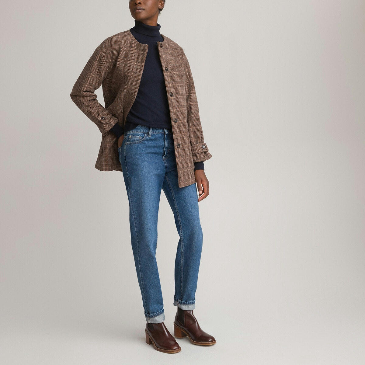 Manteau court sans col à carreaux