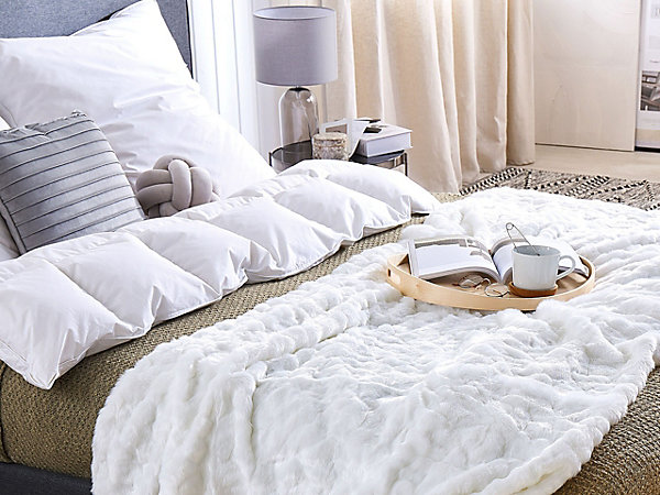 Couverture TOURZA Tissu 180 x 220 cm Blanc
