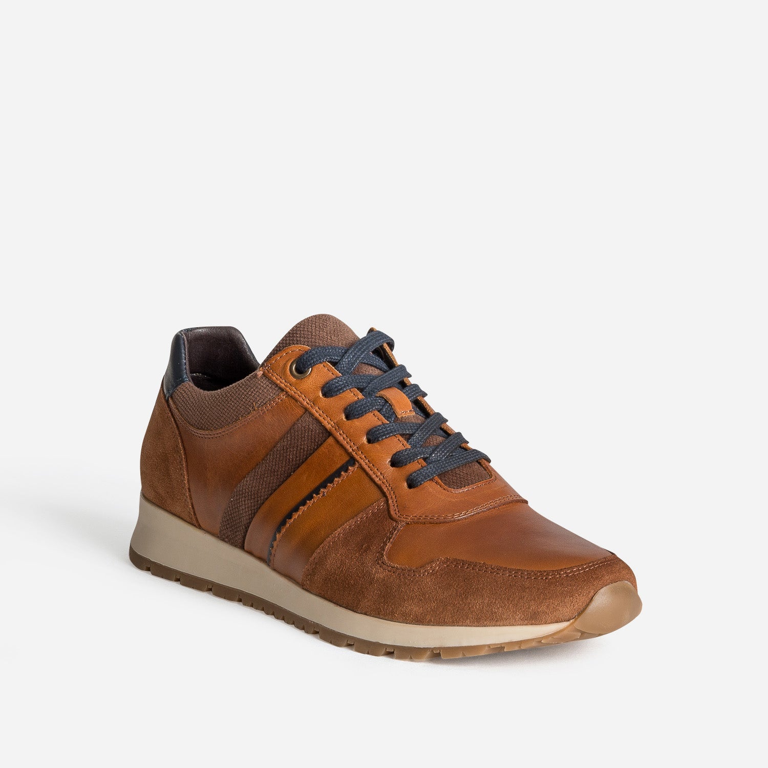 Tennis cognac