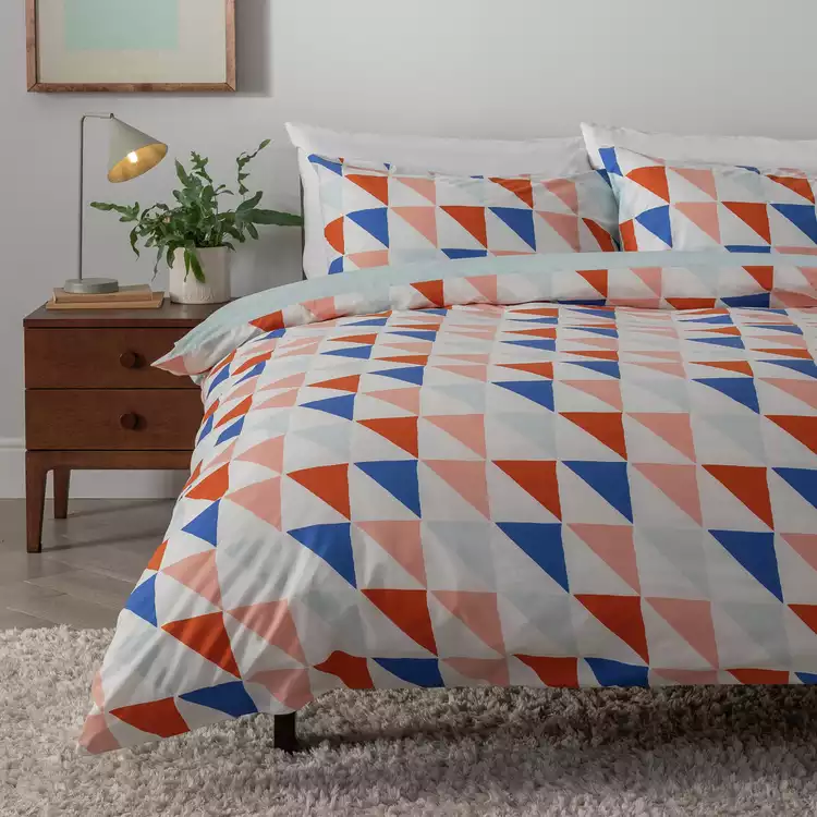 Habitat Multi Triangle Print Bedding Set - Single