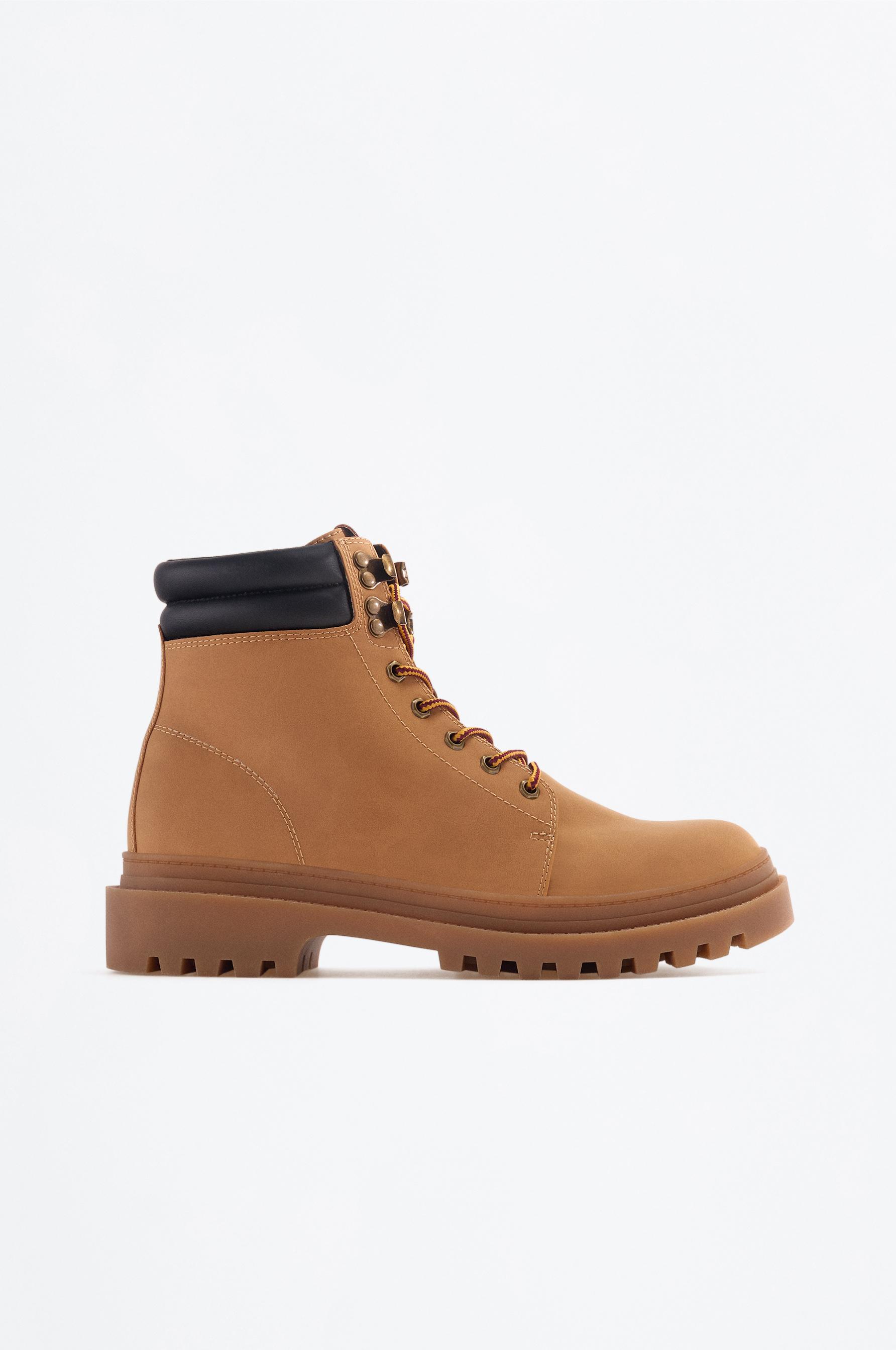 Bota trekking