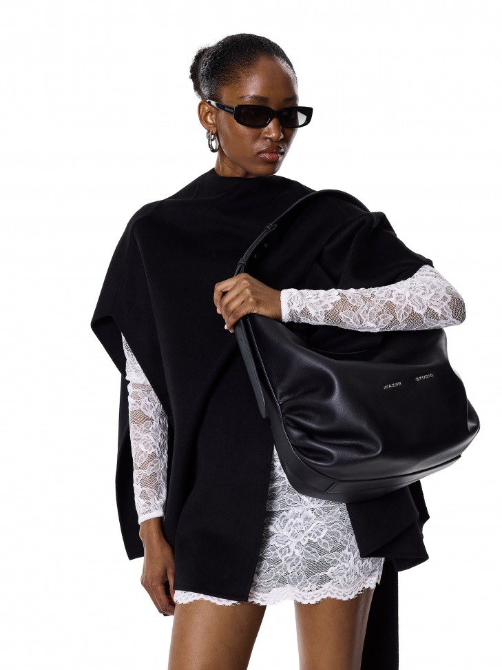 Large shoulder bag with a loose fit