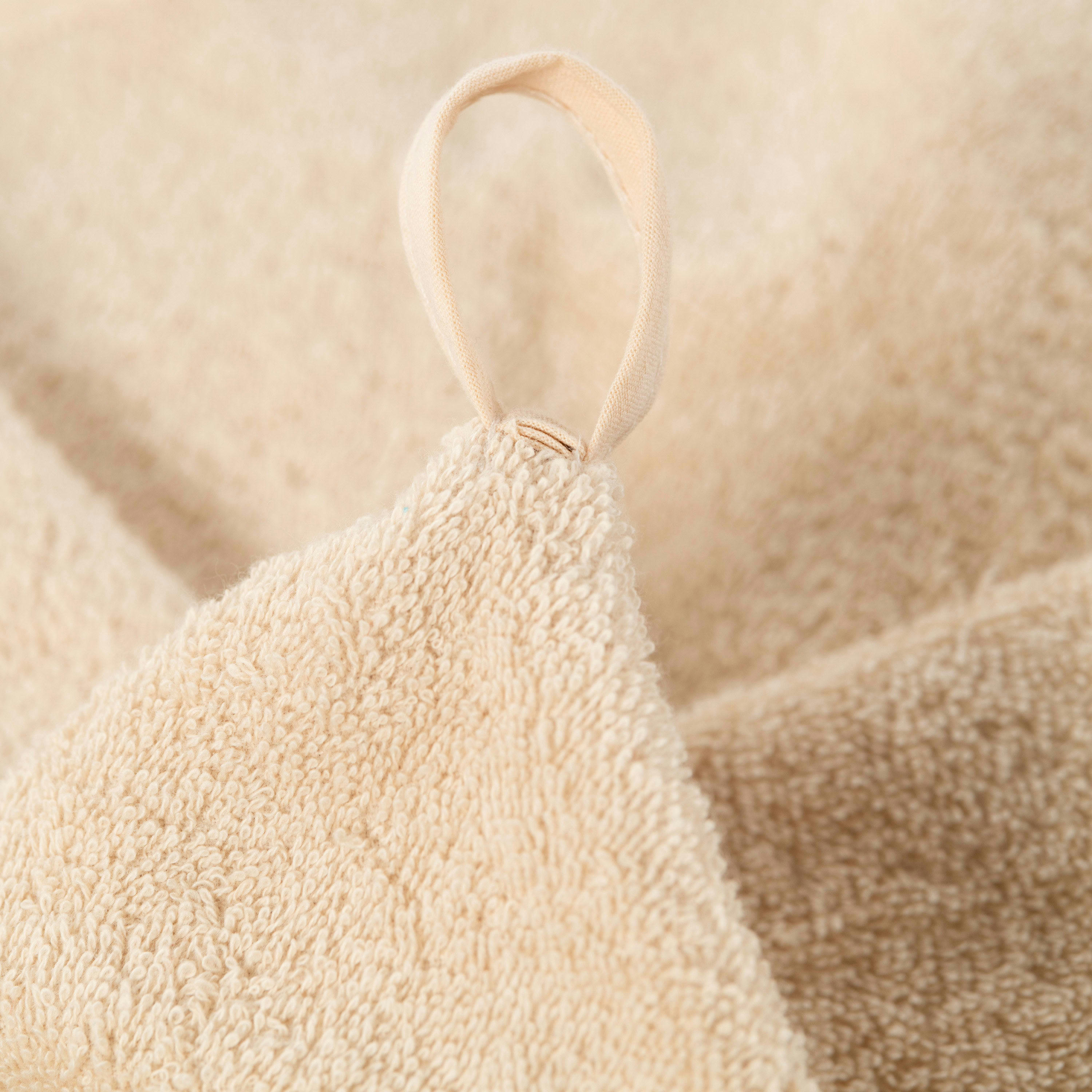 NORDY - Essuie-mains coton bouclette brodé beige 70 x 70 cm