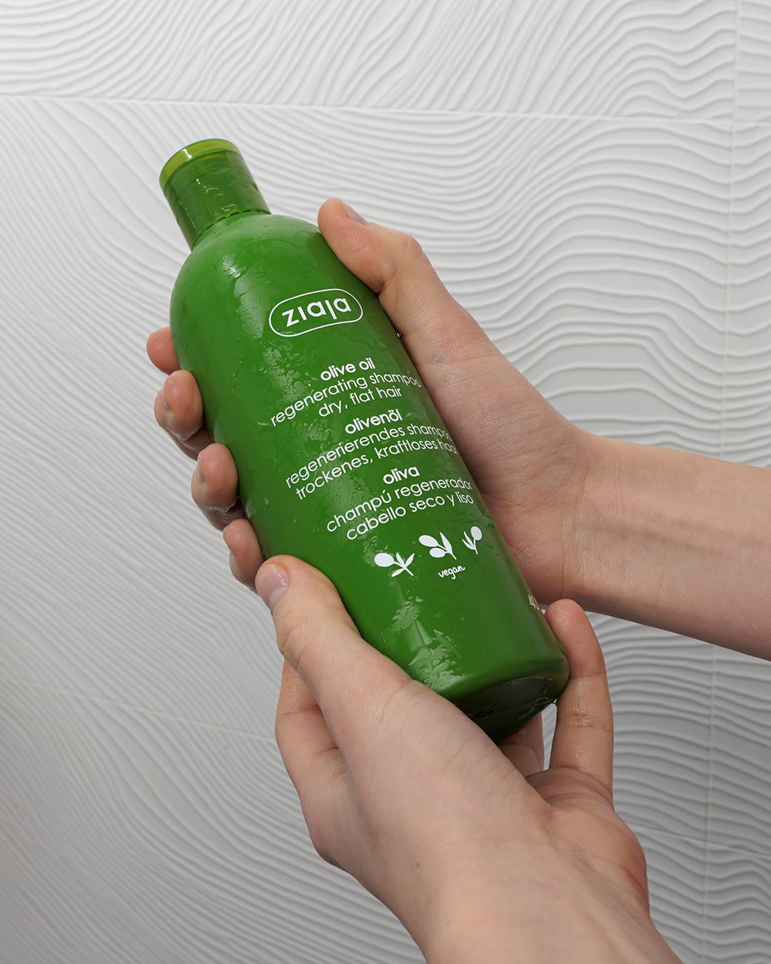 Ziaja Olive Oil Regenerating Shampoo 400ml