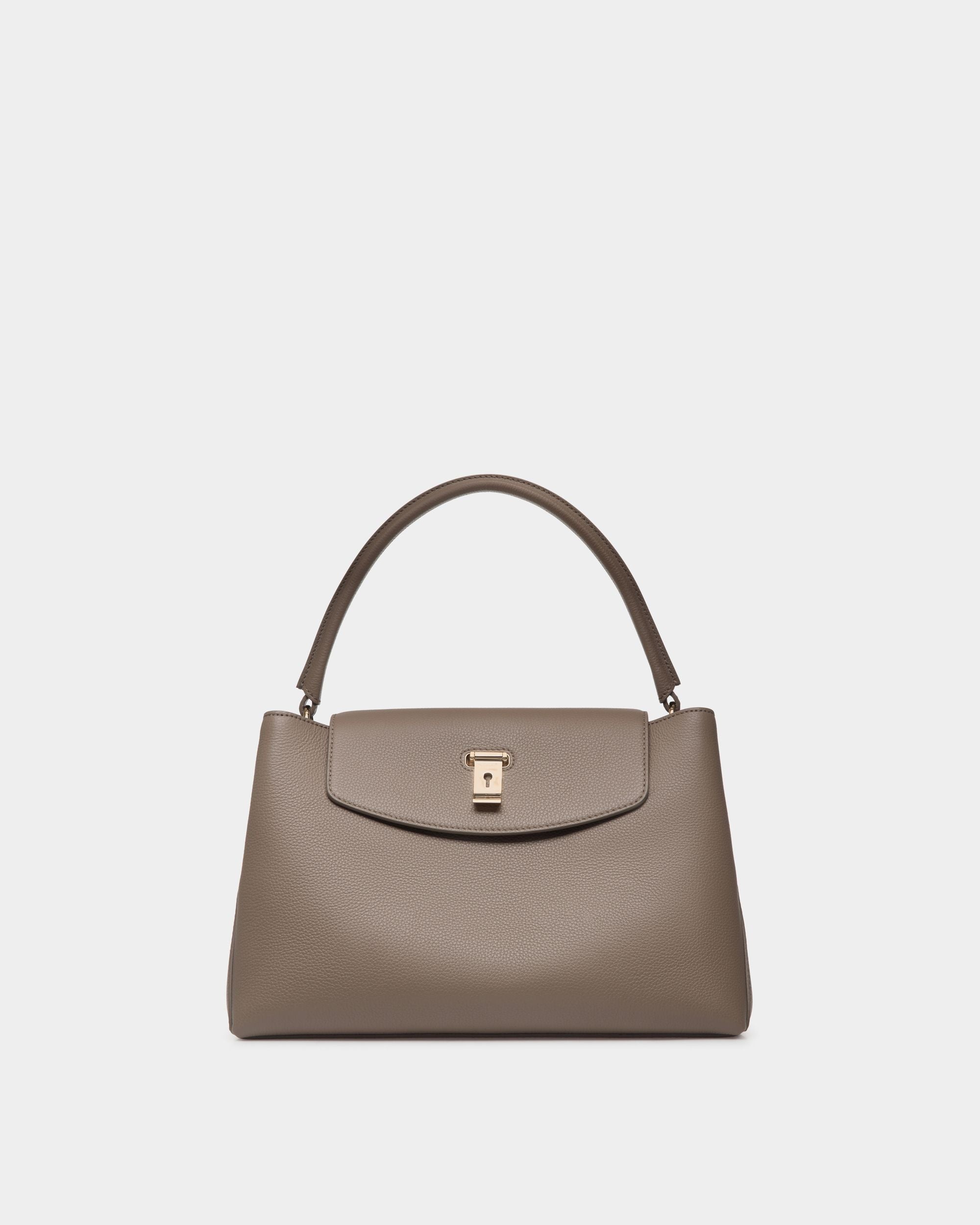Lock Me Henkeltasche Aus Genarbtem Leder In Taupe