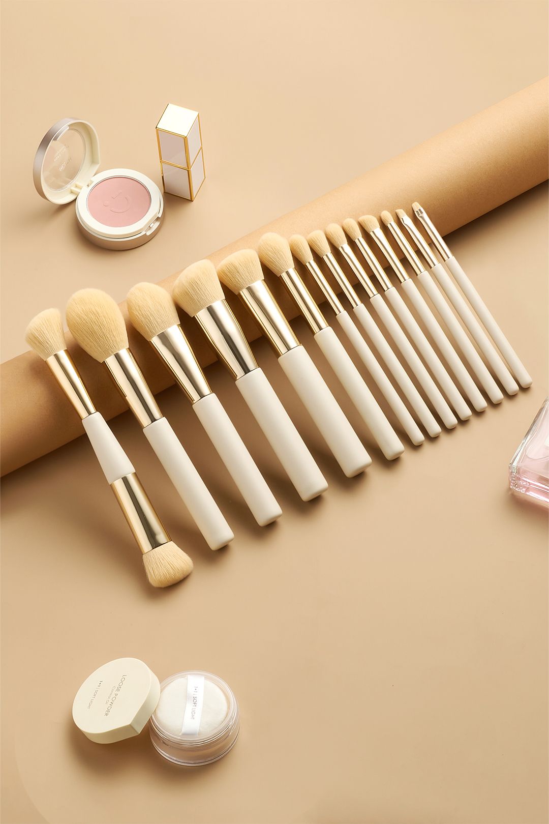 SHEONLY 13 Pcs Makeup Brushes