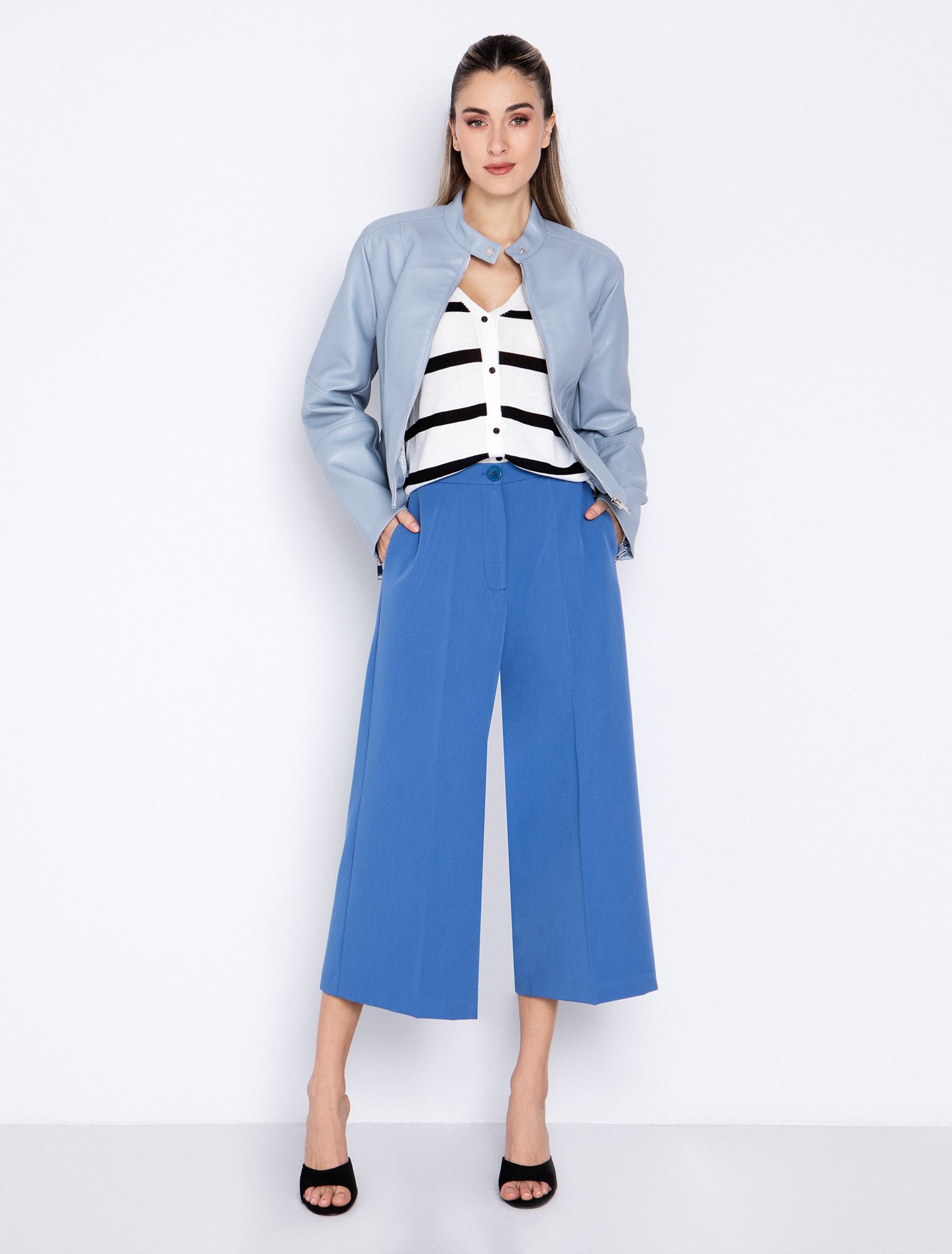 Τζάκετ από δερματίνη