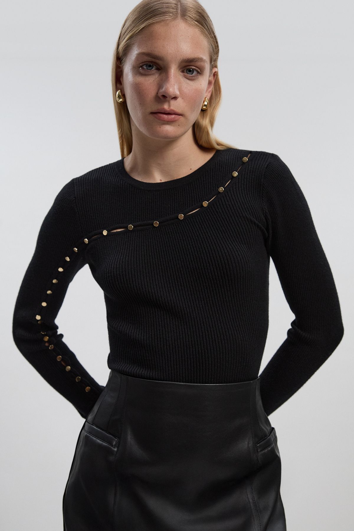KarenMillen Viscose Blend Cut Out Trim Detail Knit Top