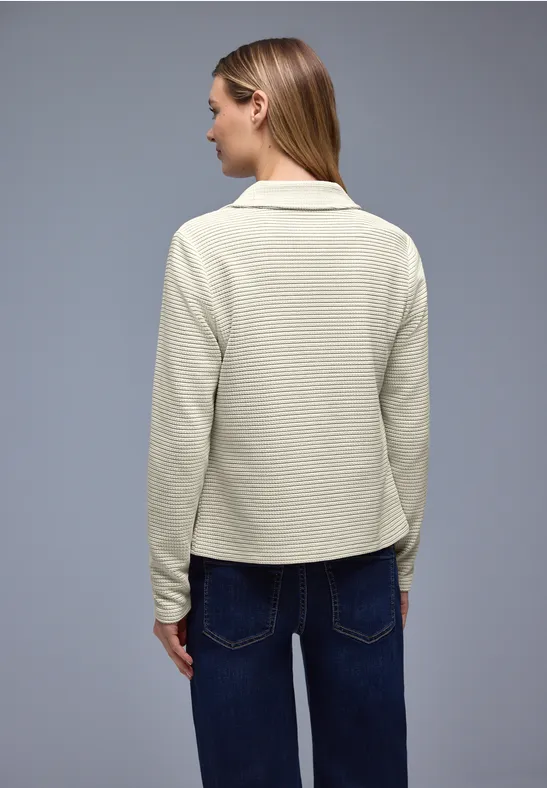 Gestreifter Strukturblazer