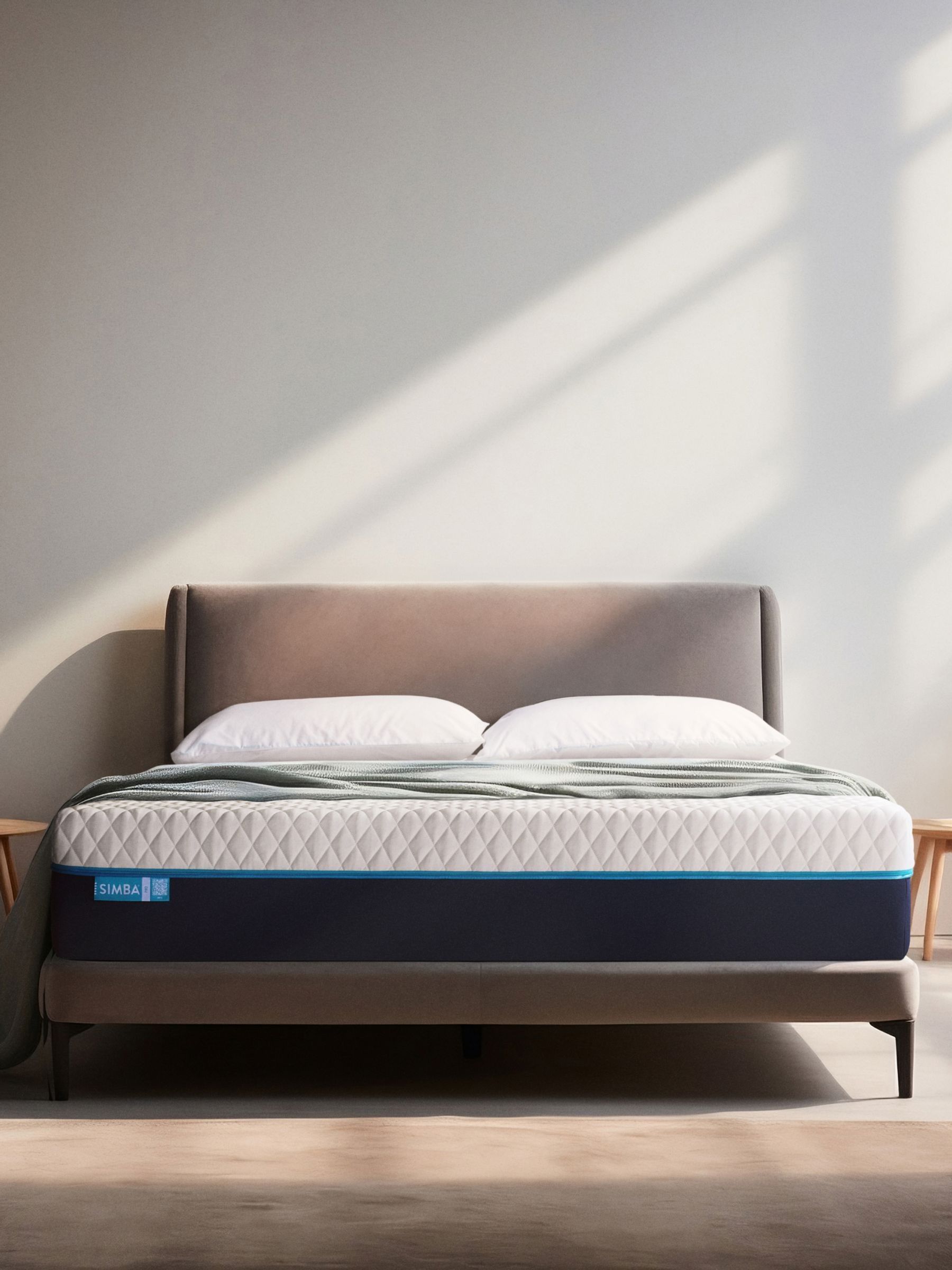 Simba White Hybrid? Pro White Mattress