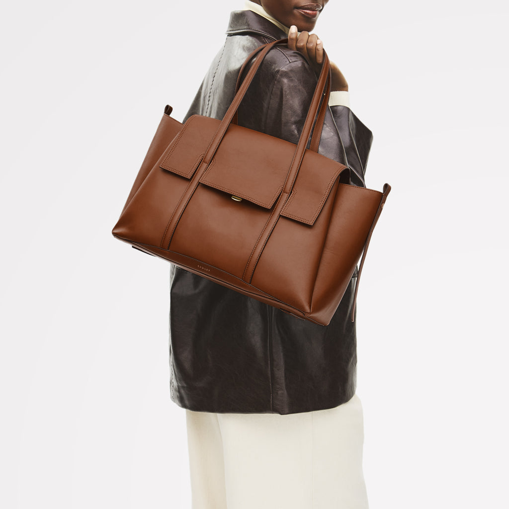 The Chancery - Large Flapover Shoulder