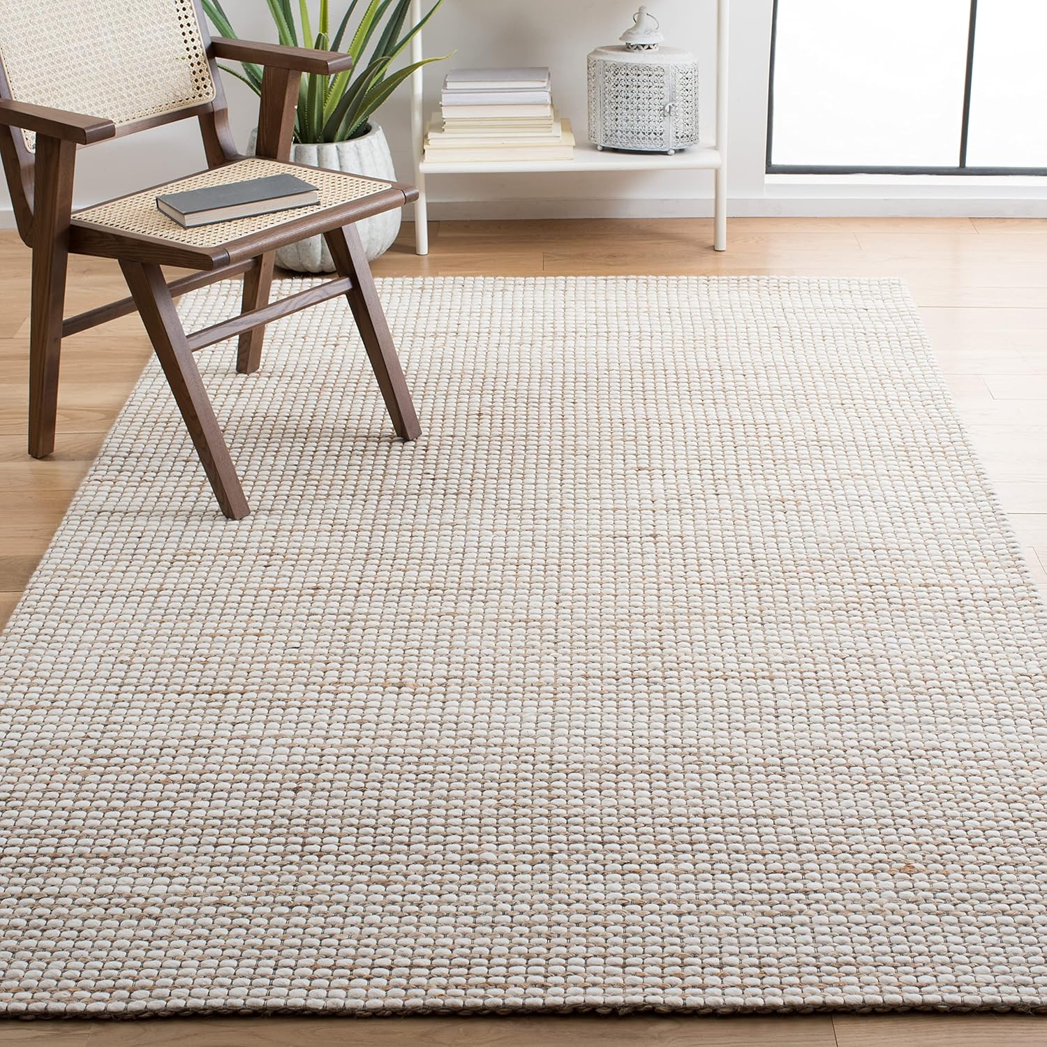 SAFAVIEH Natural Fiber Collection Area Rug - 9' x 12', Natural & Ivory, Handmade Farmhouse Jute & Wool, Ideal for High Traffic Areas in Living Room, Bedroom (NFB553A)