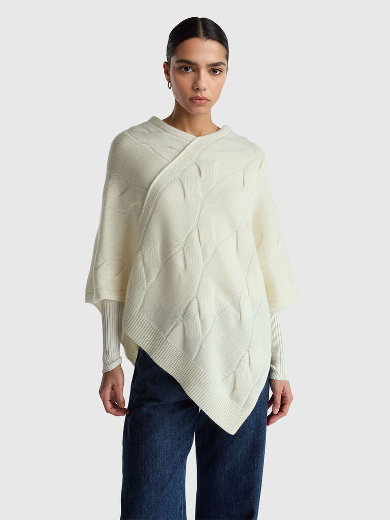 Diamond cape in pure cashmere