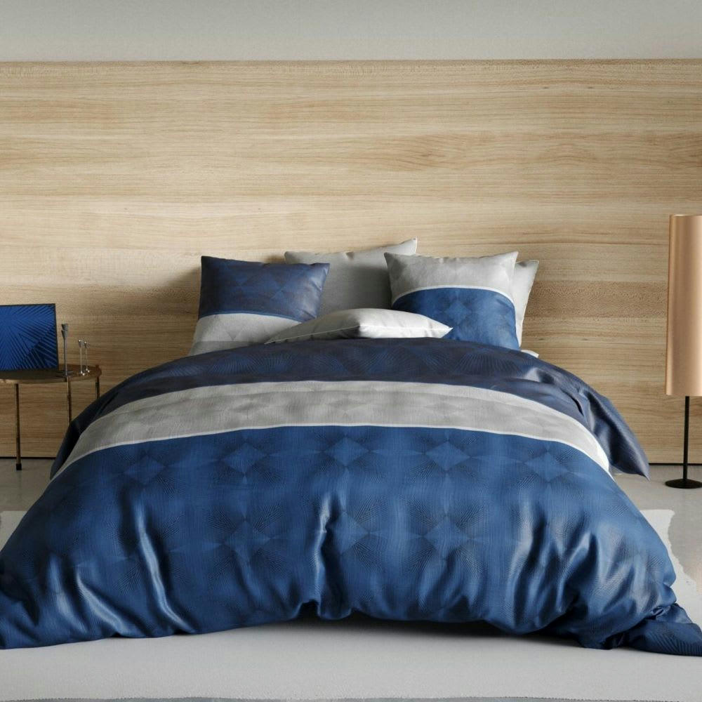 - Parure de lit 2 places coton à motif 220x240 cm