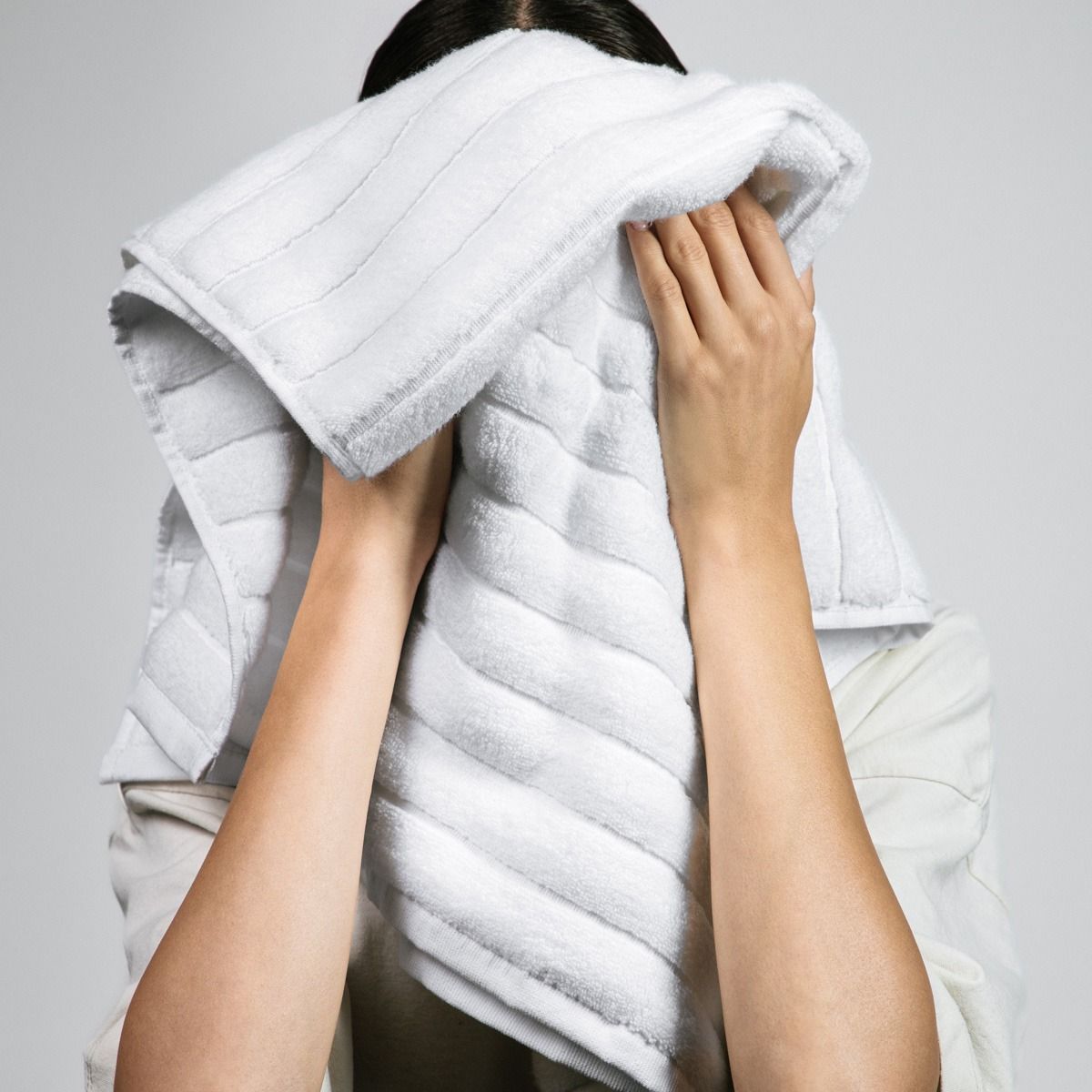 Ręcznik ASTRI biały puszysty 50x90 cm