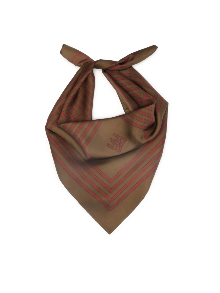 Brown scarf with maroon accents
