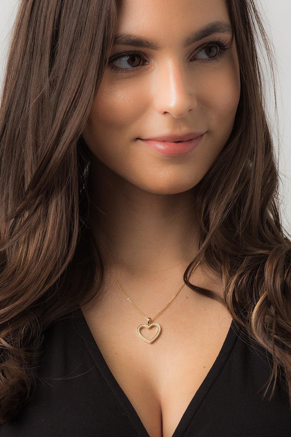 Pure Luxuries London Gift Packaged 'Fontaine' 18ct Yellow Gold Plated 925 Silver & Cubic Zirconia Heart Pendant Necklace