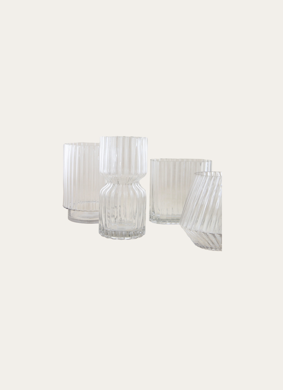 VASE CYLINDRIQUE EN VERRE STRIÉ TRANSPARENT
