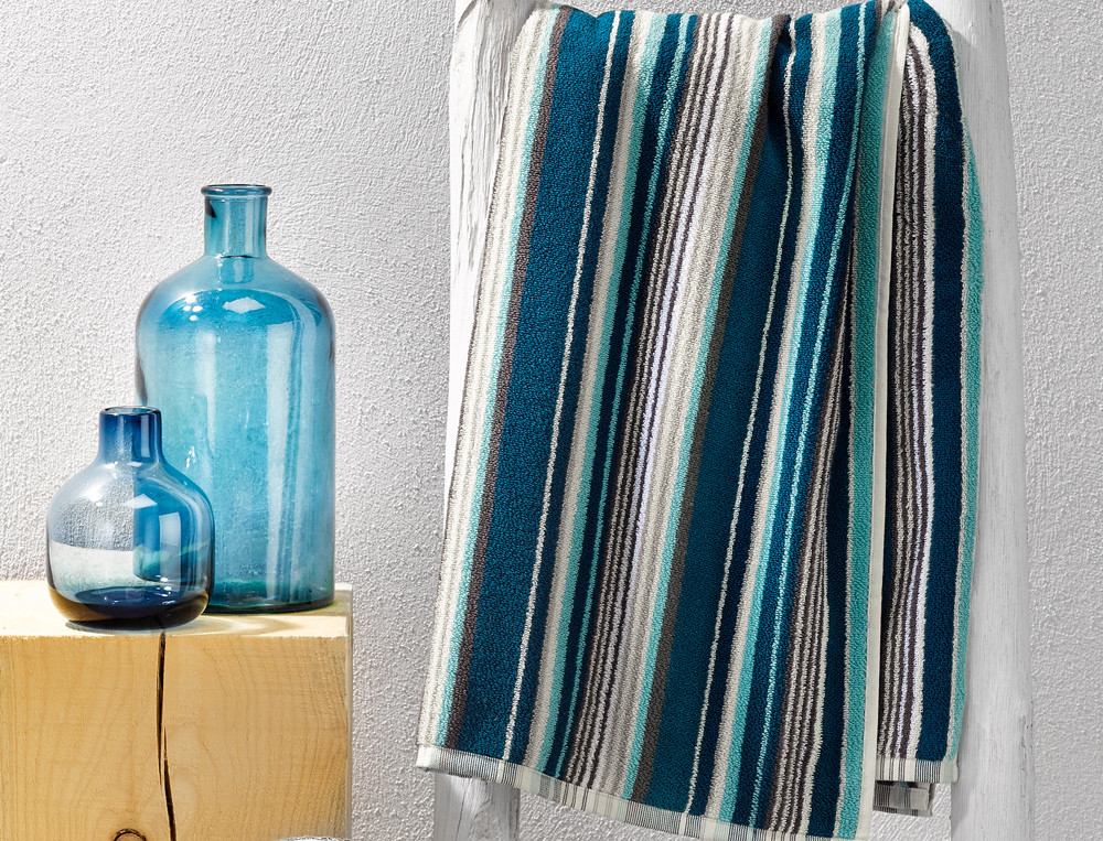 Linge de bain rayéBaies célestes