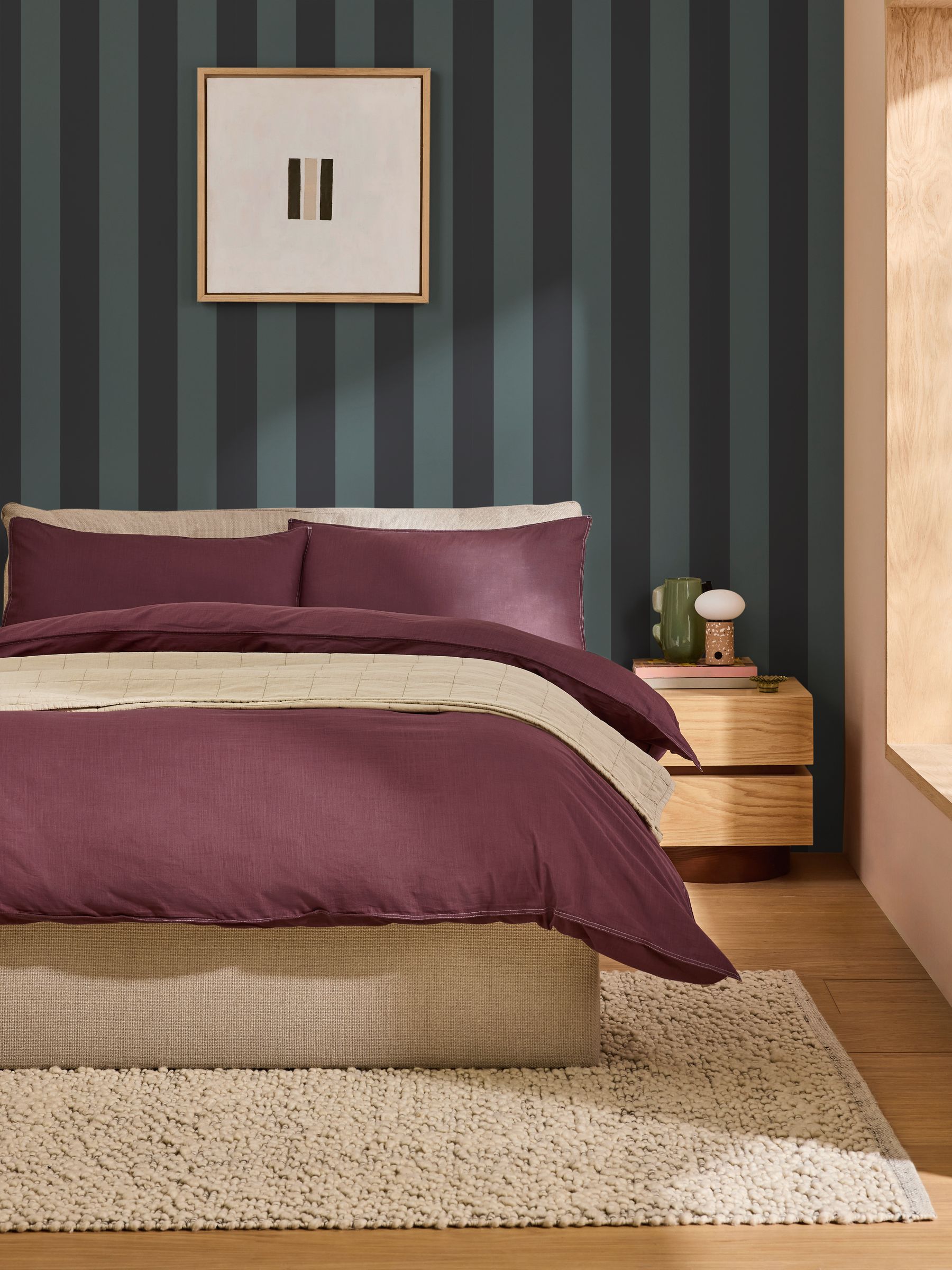 Demi Wide Stripe 10M Wallpaper in Blue