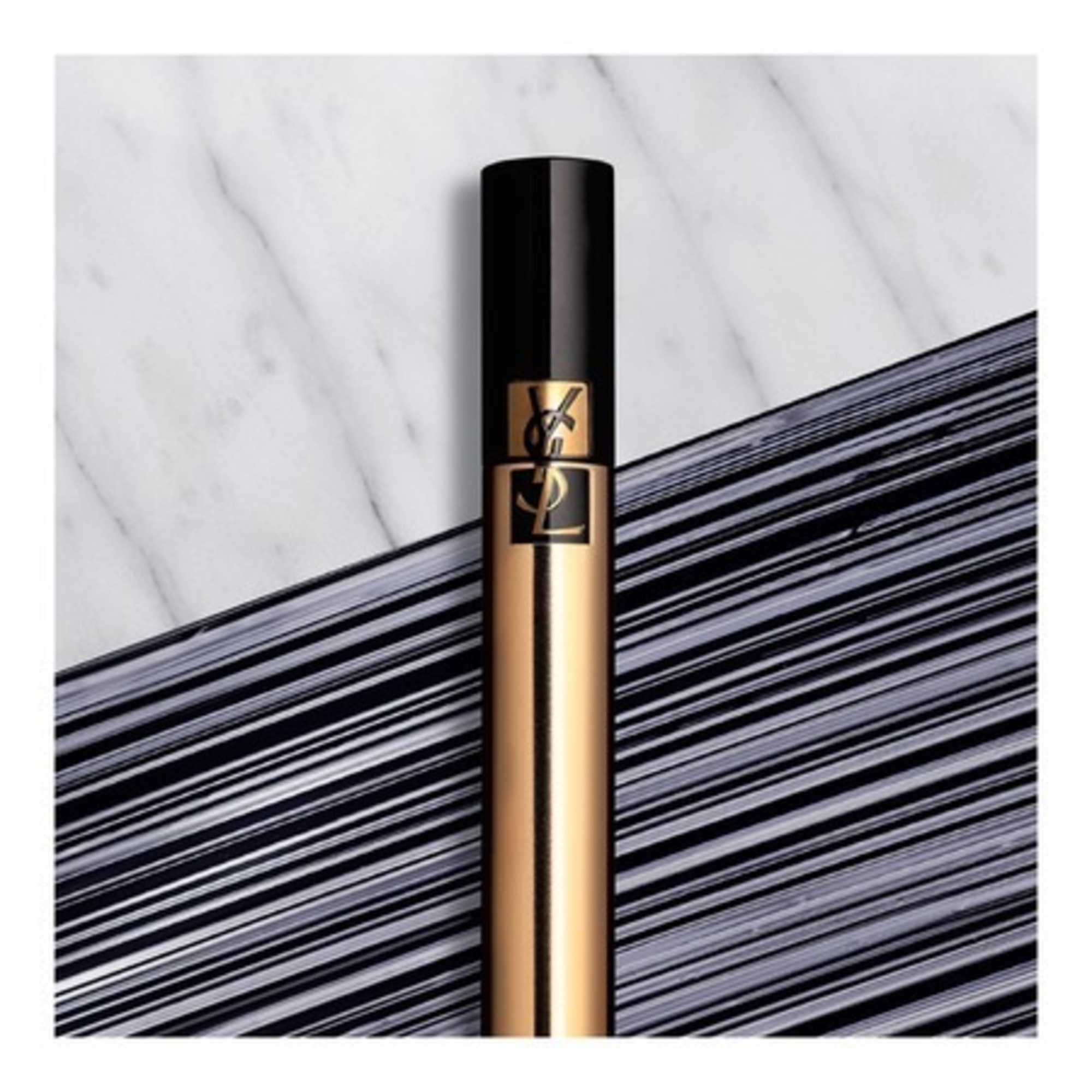 MASCARA VOLUME EFFET FAUX CILS NOIR RADICALMascara noir intense
