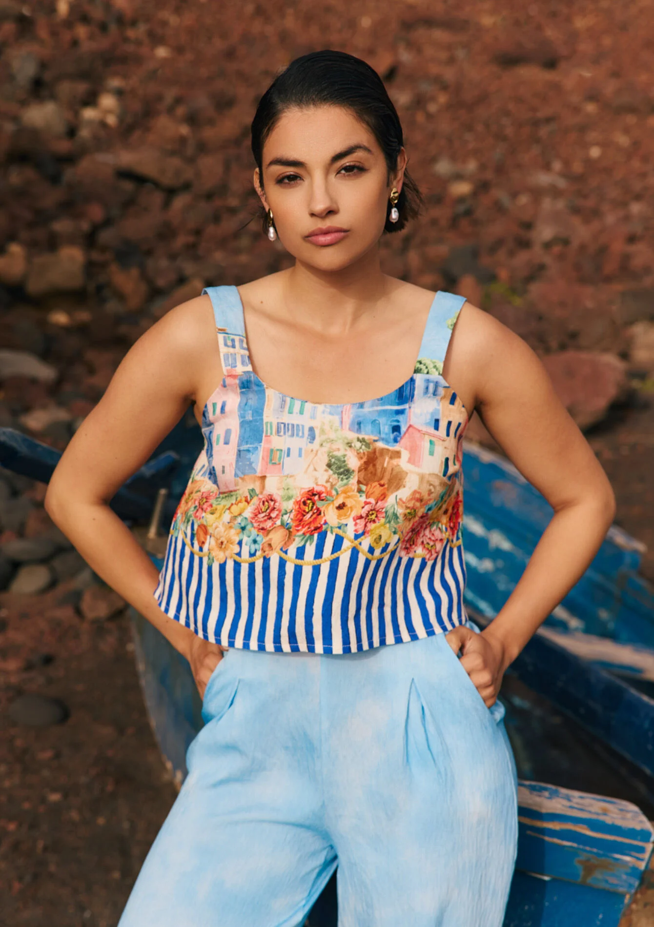 Camisoletop met brede bandjes