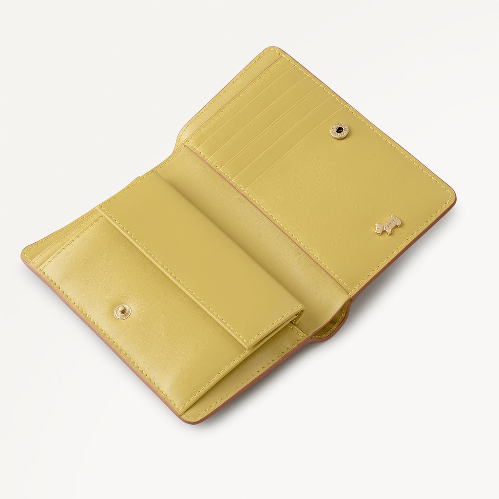 Spring Blooms - Medium Bifold Purse