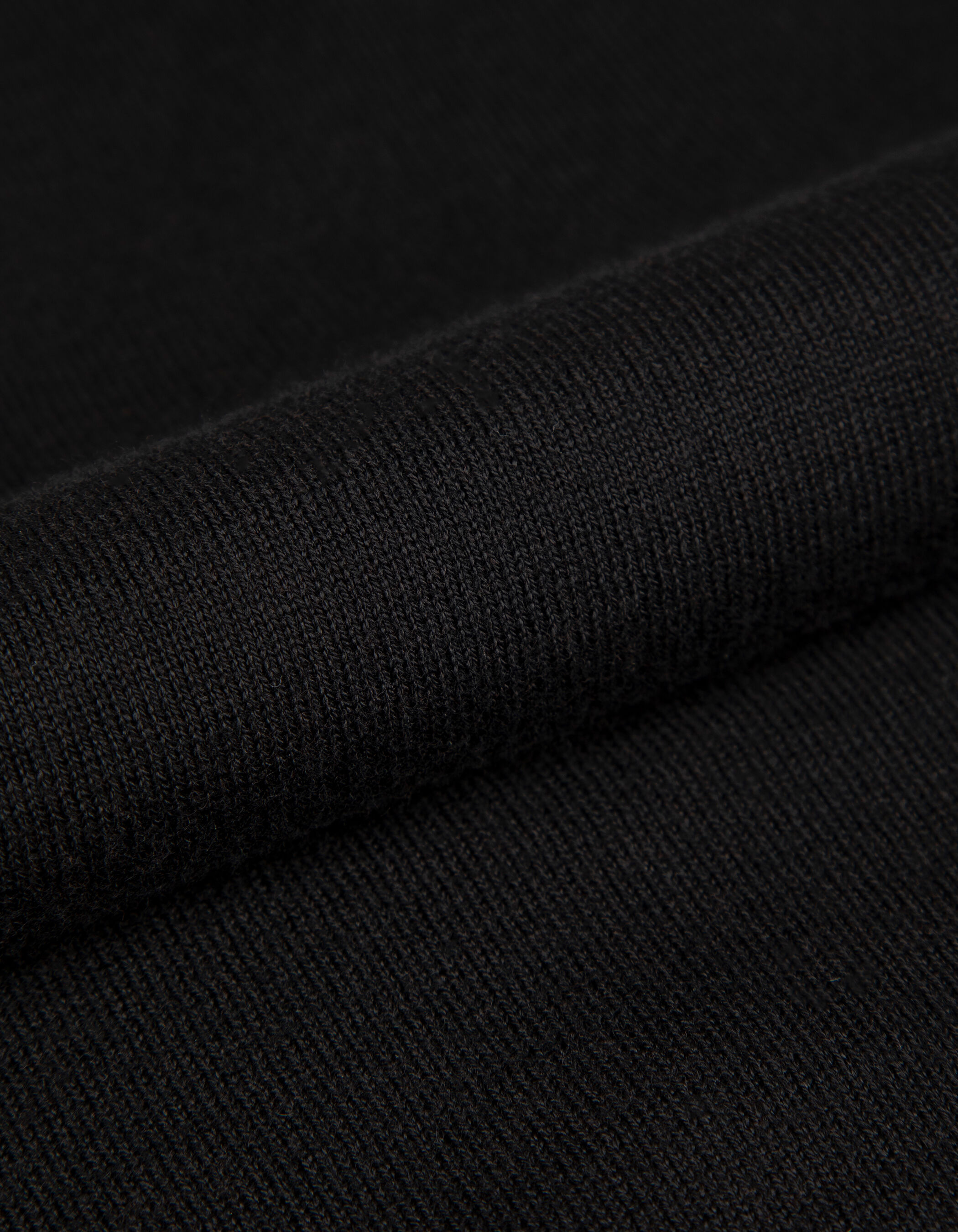 Pull noir tricot fin découpe dentelle dos Femme