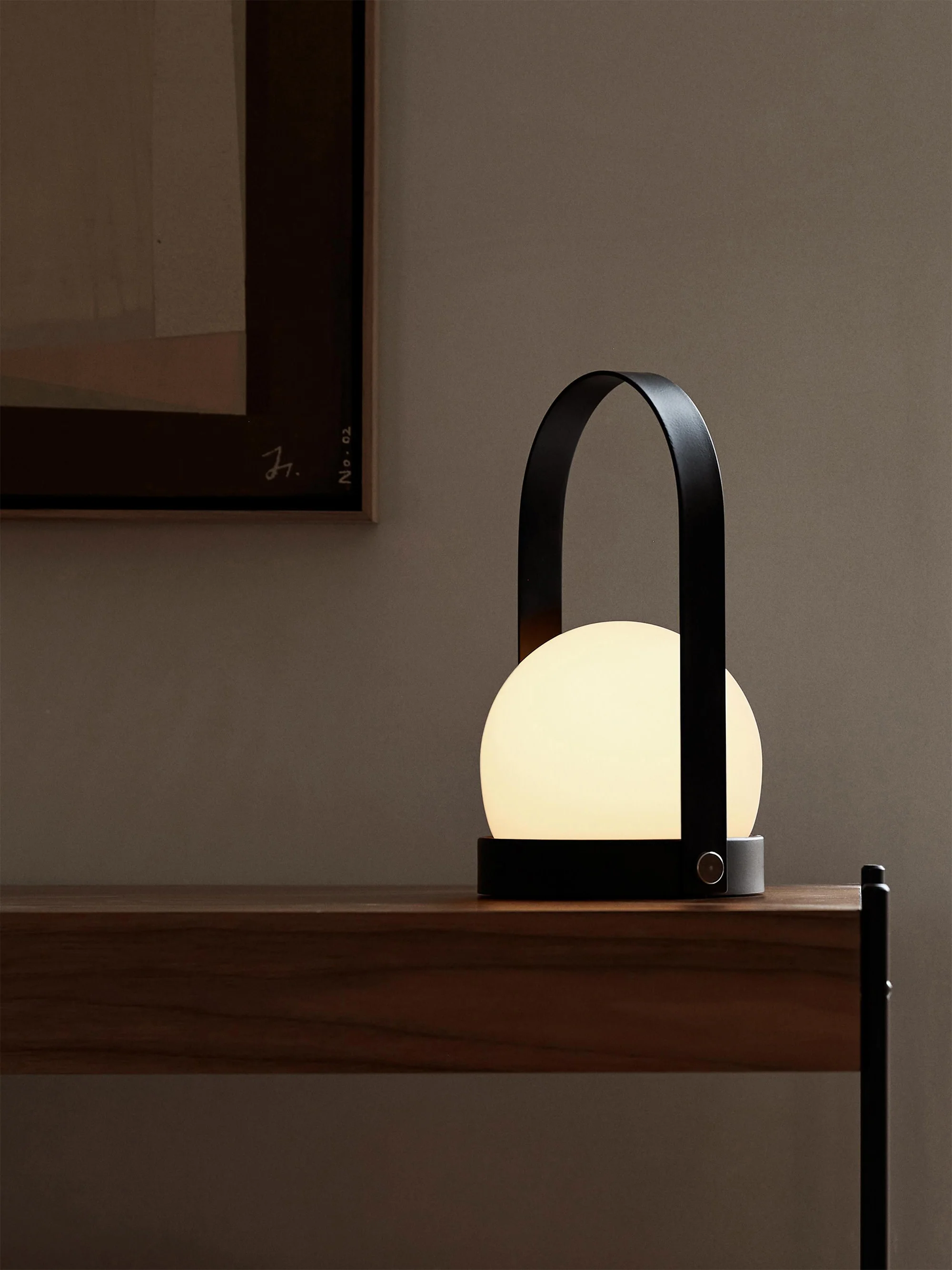 Kleine mobile LED-Tischlampe Carrie, dimmbar