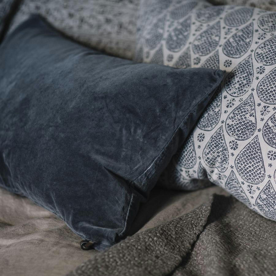 L'ESSENTIEL - Lavage de velours Bleu pierre 40x60