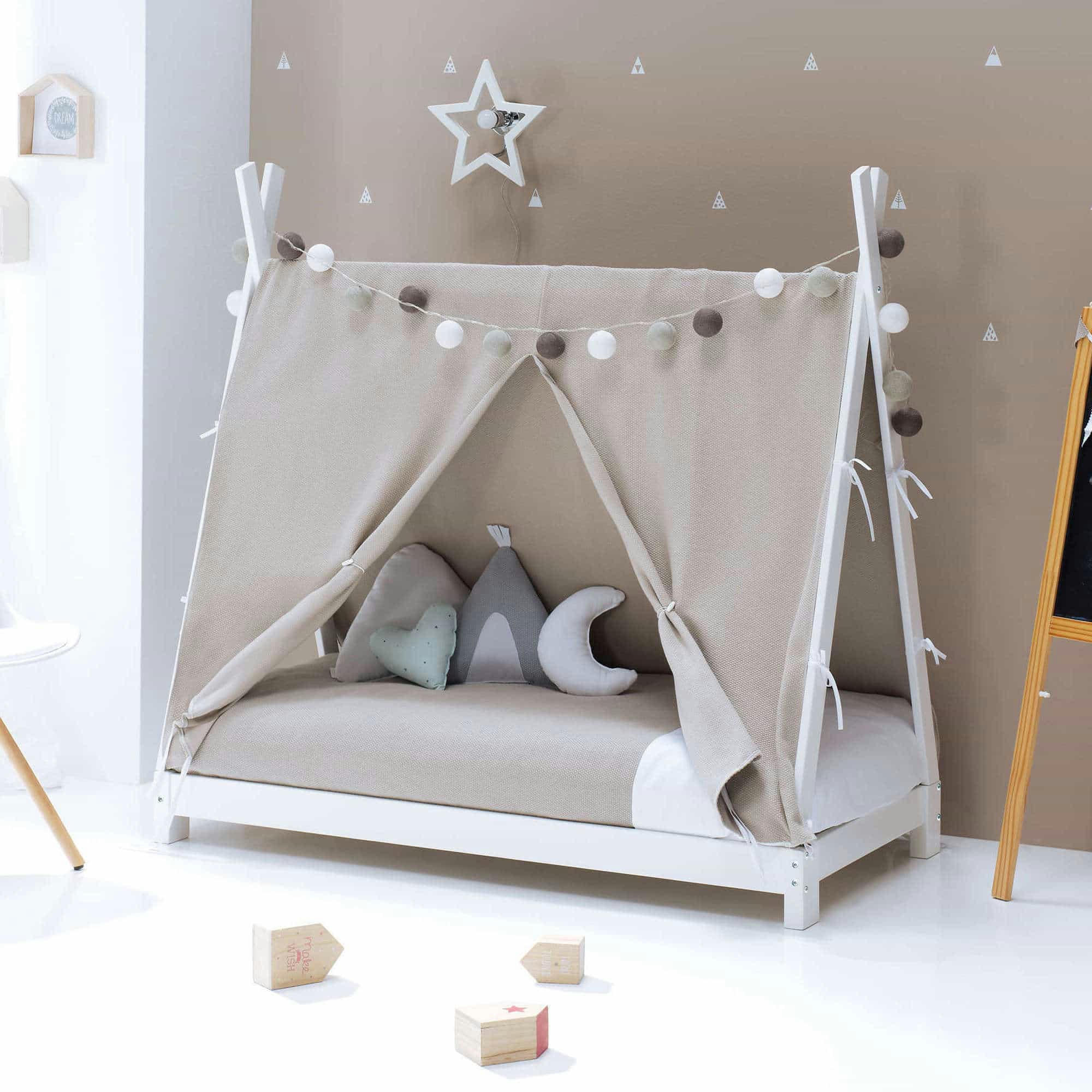 INDY - Lit Montessori pour bébé 70x140 cm avec textile en couleur brun