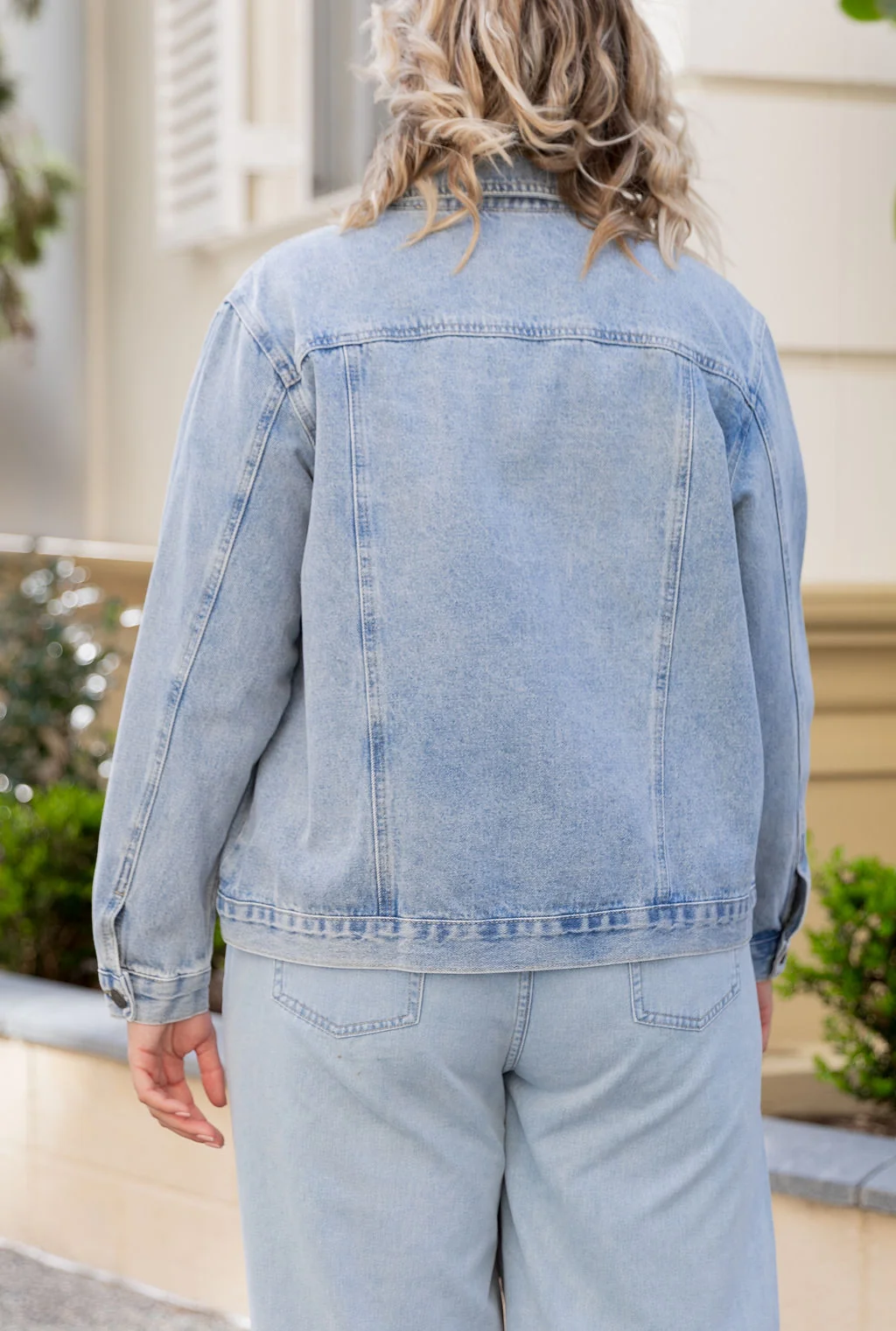 Hayden Denim Jacket in Light Blue Wash