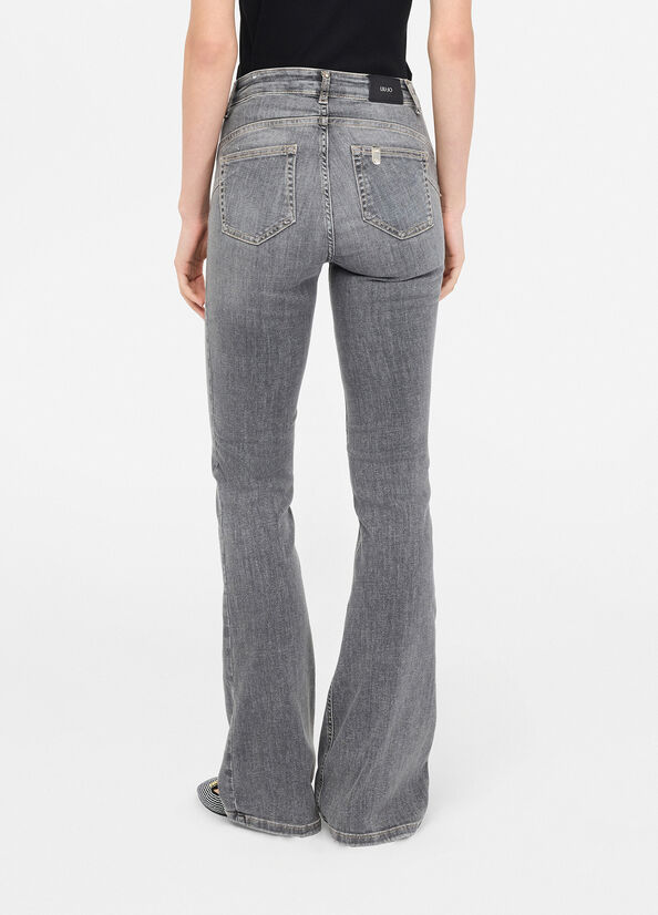 Jeans flare a vita alta