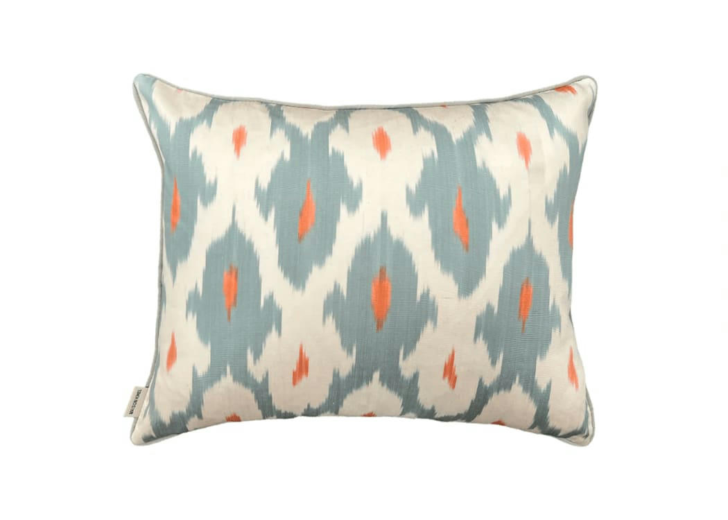 - Housse de coussin double soie ikat  40x50 gris