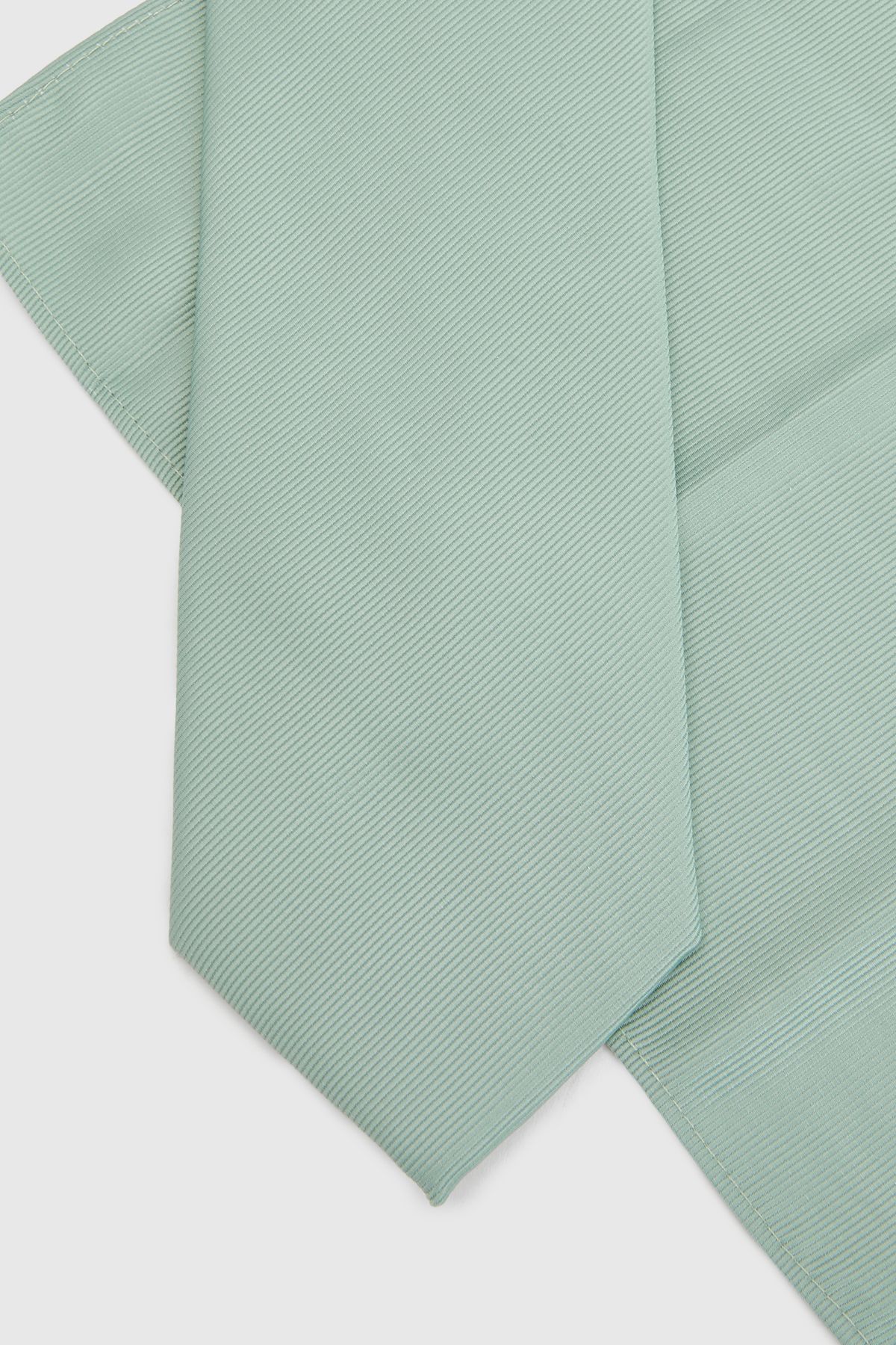 Burton Sage Plus & Tall Tie and Pocket Square