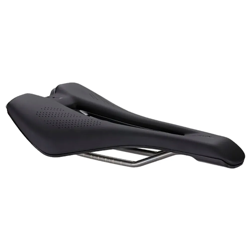 BBB Echelon saddle