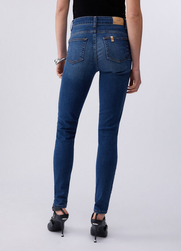 Jeans skinny con ricamo